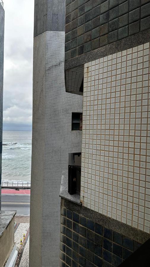 Apartamento Inteiro Frente Ao Mar De Ondina Salvador Exterior foto
